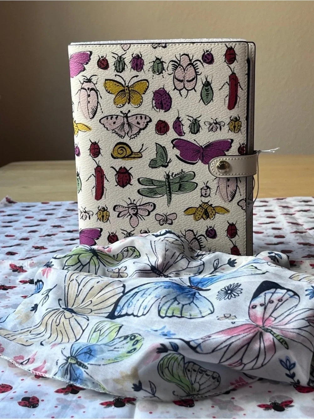 🪲🐜🦋🐌 COACH NOTEBOOK WITH CREATURE PRINT 🐞🦟🪳🦗 NWT 🪲🦋🐌🪳
